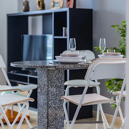 Appartement Bright 5 Minutes Walking From The Beach